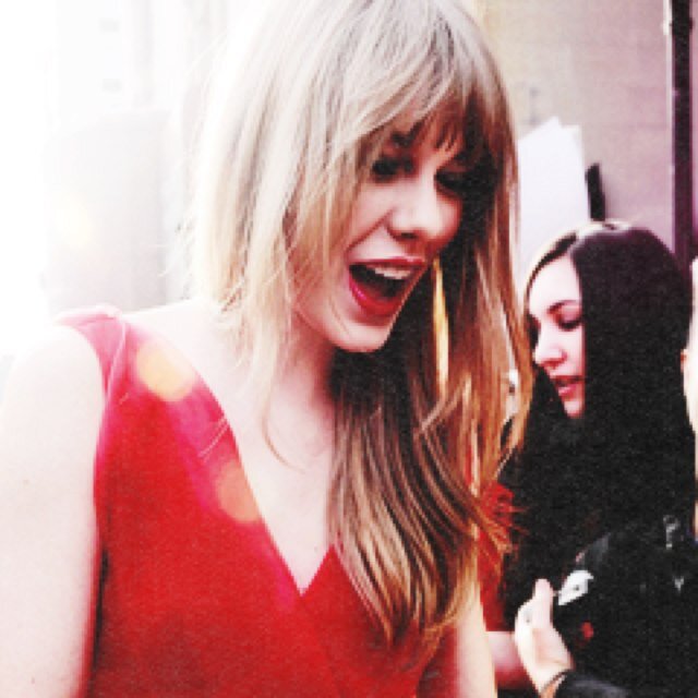 te estoy regalando un follow, sigue a @0hsafe