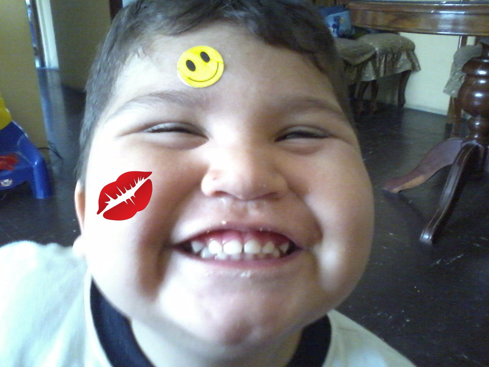 tacjoluis's profile picture. 100% Peruano, con alma de Tacneño. 
No soy de ningún partido político.
A veces me sale el sarcasmo...a veces. 
Vivir feliz a pesar de los problemas. 😄