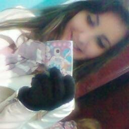 Abra seus braços para as mudanças, mas nao abra mão de seus valores ! Eu só quero paz, um amor e uns amigos leais.