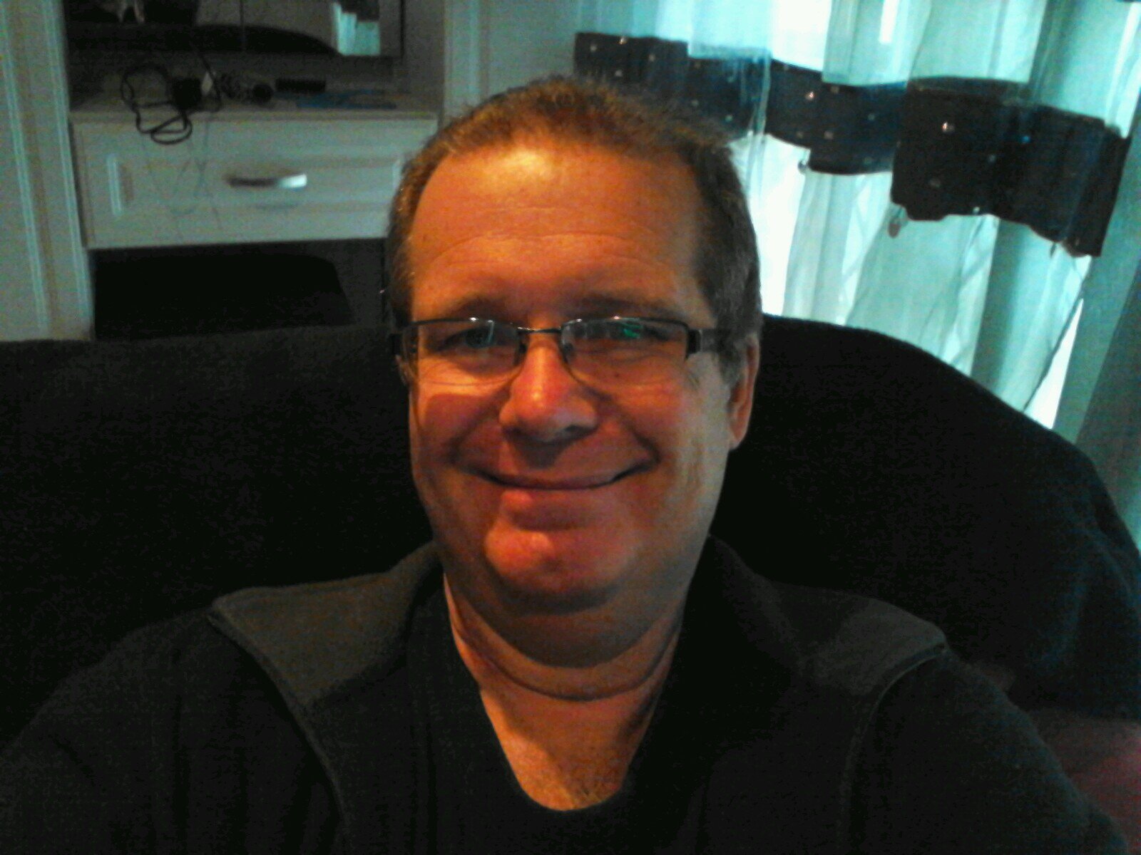 budgie00746's profile picture. Serving other people with joy and happiness