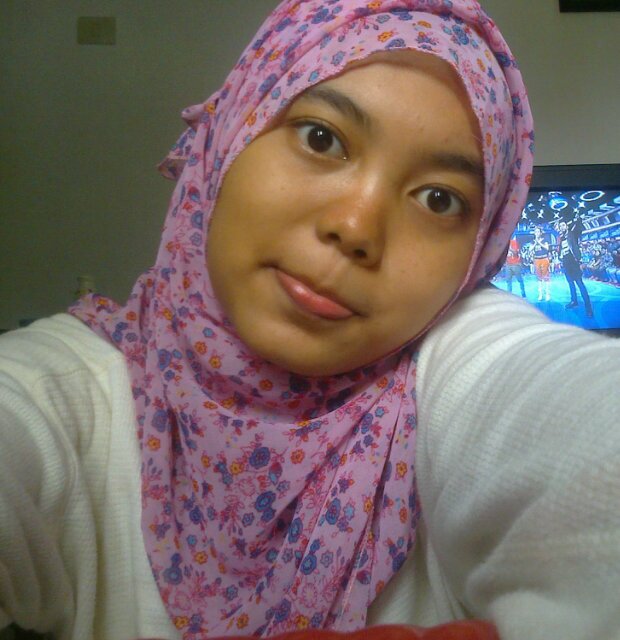 paris|
 all about elmo {}|red roses! | ramah| moody| bageur| pendendam|nanana'|bogor agricultural university. salam lingkungan! :3