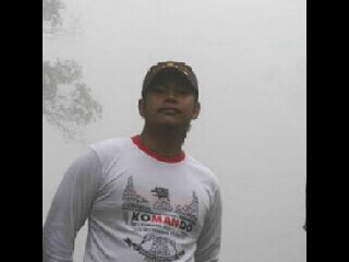 •Indahnya Diskusi & Berbagi Info Terkait : Situasi Nas/Internasional, Organisasi, Gerakan Mahasiswa, Dinamika Kampus, Romantika, Puisi, Film & Tentang KITA•