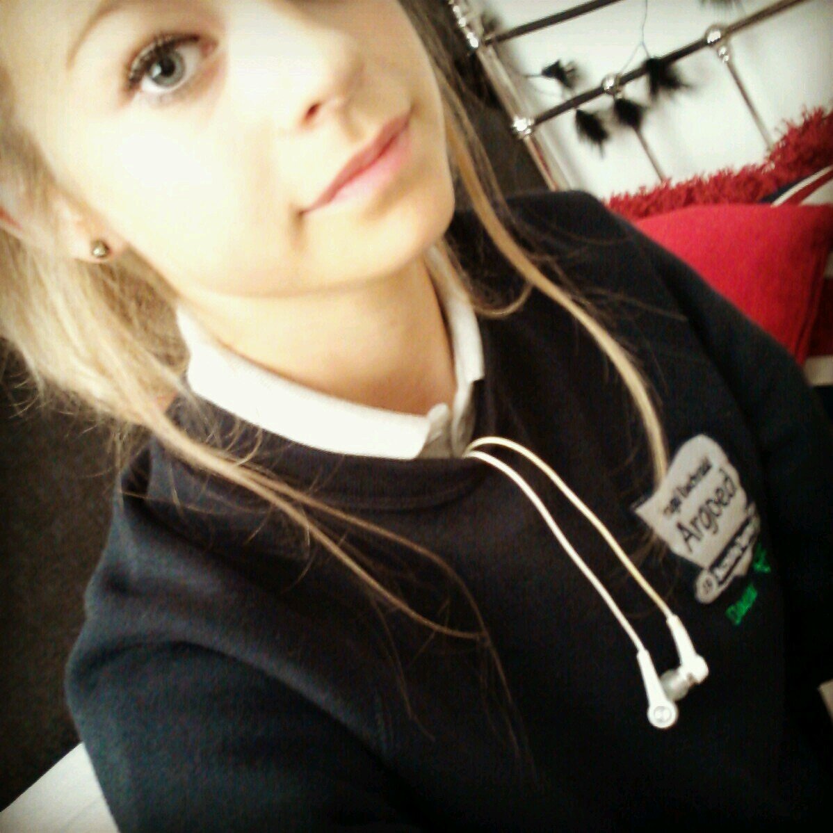 I love one direction + the janoskians! I follow back, Love my friends so much!  Louis Tomlinson, Niall Horan, Zayn Malik, Liam Payne, Harry Styles @onedirection