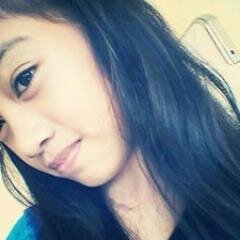 A simple girl but rock... jesus w/ us