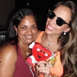 Mas sempre haverá uma data, uma palavra, um olhar,um filme,uma música pra te fazer lembrar.
 
 ManoGelis pra sempre no meu coração... ...