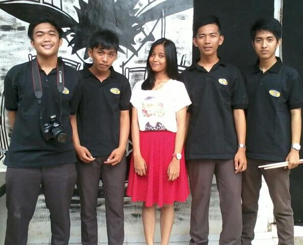 instandband's profile picture. Bukan sekedar Band,tapi kami juga bersahabat