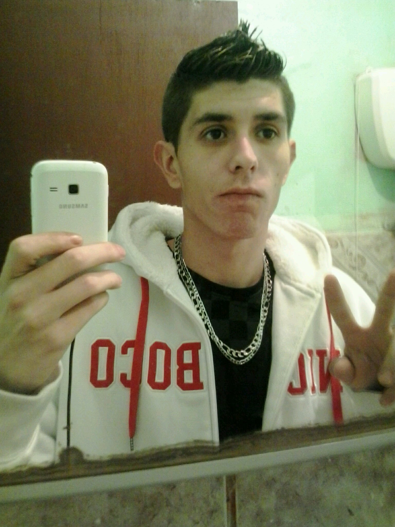 perfil 1 : @shock267 ( DSTV ) !!! Face : Max Guterres !!!