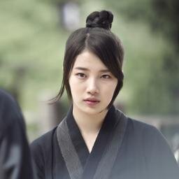 baesujiee Profile Picture