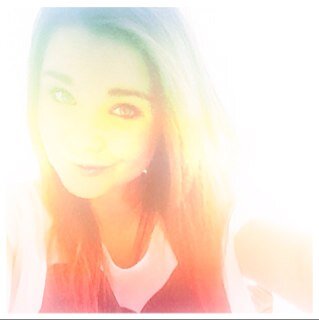 Follow me for some positivity (:
(Instagram: keep_smiling_33 )
Enjoy, Hanna xox