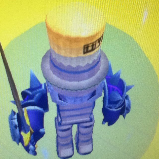 I am an artist who likes to draw stuff basically. My ROBLOX user is LabRabbit.
