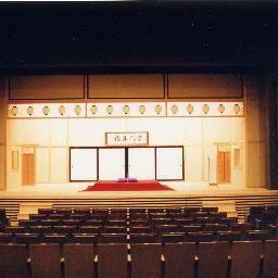 横浜にぎわい座の公式アカウントです。
横浜にぎわい座は、落語、漫才、講談、浪曲、奇術、曲芸などの大衆芸能の専門館(寄席)です。
毎月1日~15日は、日替わりでバラエティに富んだ主催公演を連日開催しています。
*原則個人の方のフォローやリプライはいたしません。(2022年9月14日~)