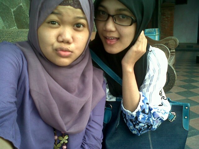 Tetap setia