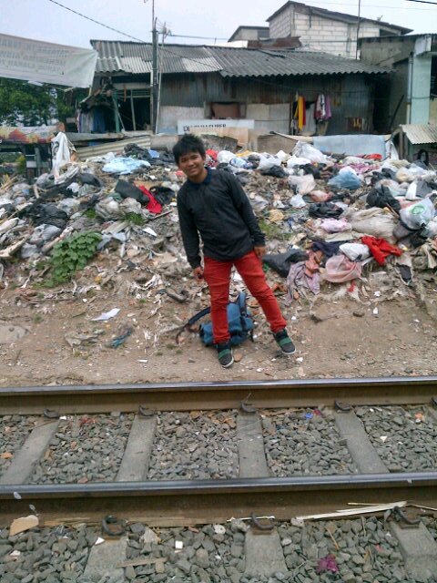 Save the hero from my kingdom:)