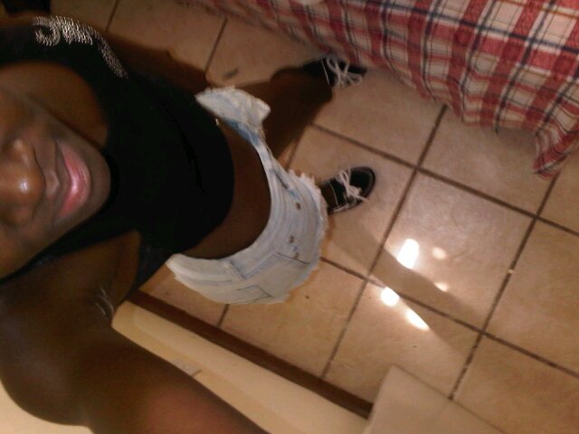 TGFL♥ if u would like 2 get 2 know me #TeamFollowforfollowBack #TeamBlackberry #Teamdntgiveafuckwhatyouthink #SiNgLeNfReE