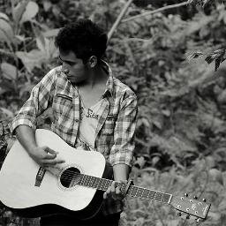 Solo soy un  músico que ha contado con la  pasión por  por lo que hace.
