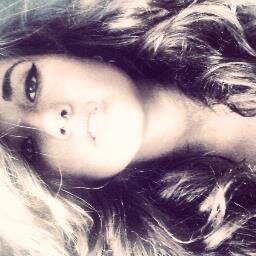 Hey Guys, i'm Annaflavia i'm 17 and i'm from Italy. Follow me and i'll follow you back :)