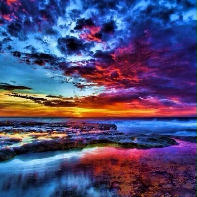 UnrealUniverse's profile picture. 