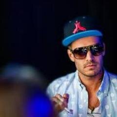 (fã do mateus verdelho amoooo) animada faladeira stresada amiga e companheira amo minha familia na minha vida eles sao tudo