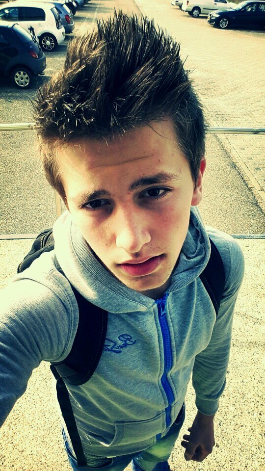 @fxcklanax  - @ikbengeenappel
