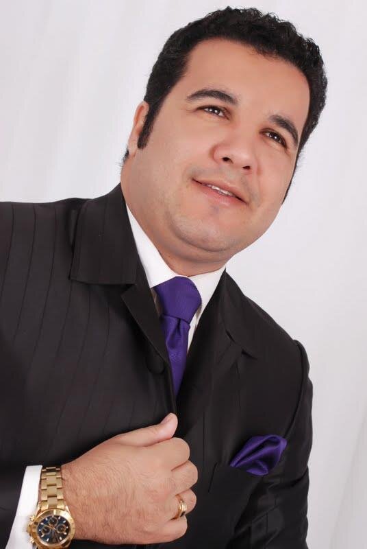 Pastor e Conferencista Internacional, Responsável direto por apoio missionário Índia e Haiti. Morador do Rio de Janeiro