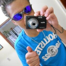 ~ Não brigue, não discuta, pessoas invejosas você derruba com um sorriso.