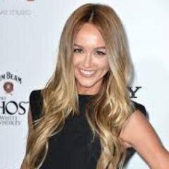 Club de Fans en España de la actriz Sharni Vinson conocida por sus papeles como protagonista en Bait y Tu eres el Siguiente entre otras