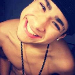 Vou ''cutucar'' Todas as agora que seguir o → L