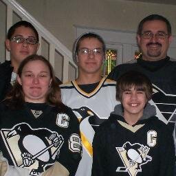 r_smitley's profile picture. Big Pittsburgh Penguins/Steelers fan