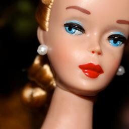 Vintage Pop Up Hair Stylist