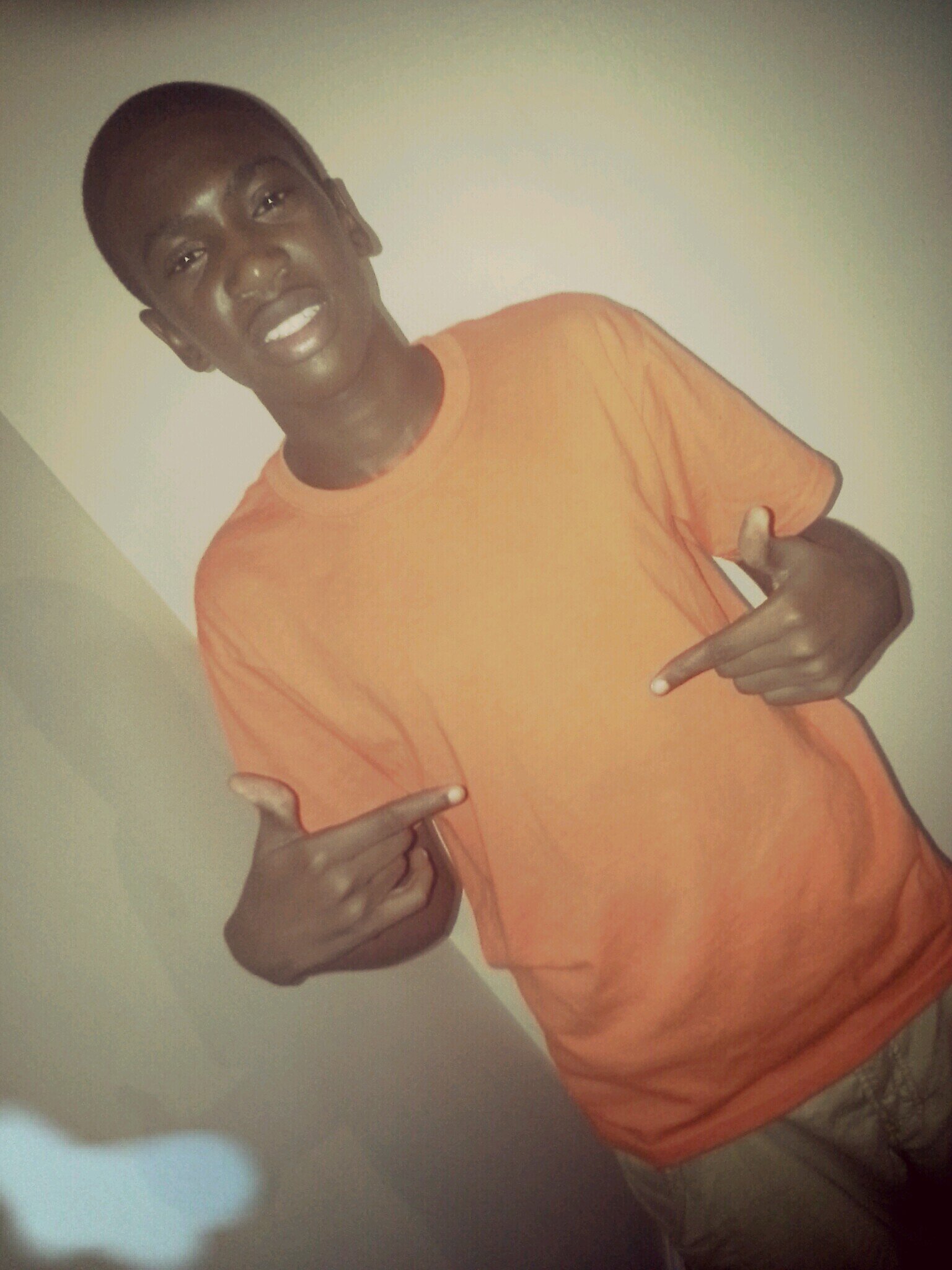basketball star
FUCK THEM OTHR NIGGGAS CUX IM DOWN FOR MY NIGGAS