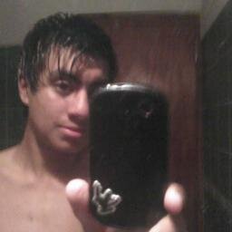 Mmm Este Es Mii Feiis..https://t.co/cvk1sZk2Ks
Y Estee Mii Ask...http://t.co/XhL7pQ1wqW