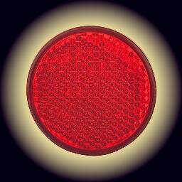 atstarotajs's profile picture. Brīdini par tiem, kuriem nav atstarotāju - gājējiem, velobraucējiem un zvēriem! :)