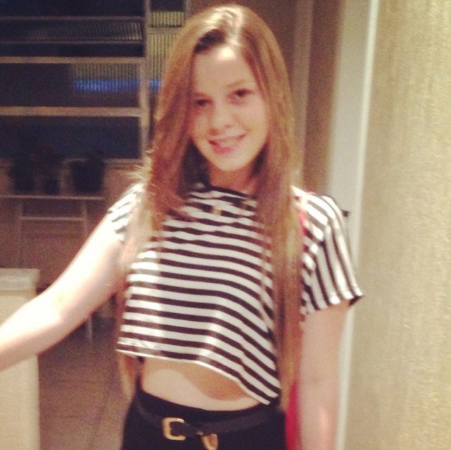 MikaellaLacerda's profile picture. 