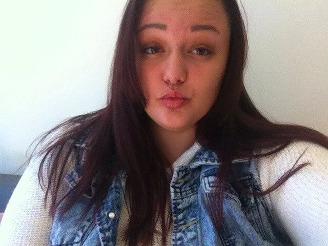 Iphone
Single 
Mother 
Ged educated  
INDEPENDENT women