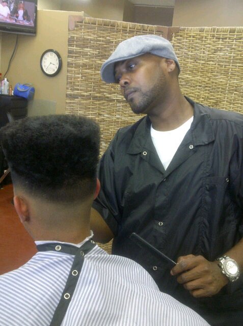 In the cut hair game for 26yrs! Barberlero@hotmailmcom