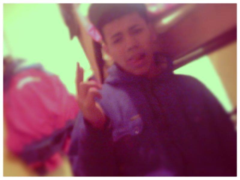 Soy Un Chico ROmantico y ChisToso y Adoro Que me Agan ALegrar ♥