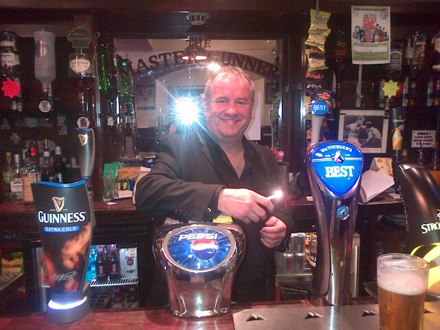 Community pub serving quality beers and food including Sunday lunches. Function room also available.