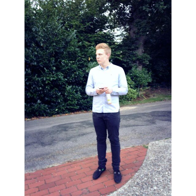 'Work hard, have fun, make history.' Entrepeneur/Student Founder of @breeze_clothing