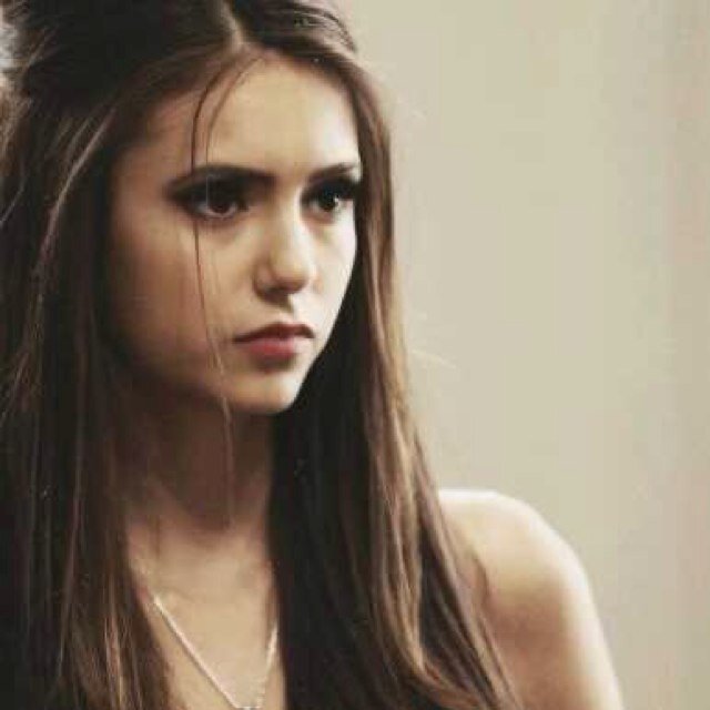 I can be the baddest bitch or the sweetest angel. No one knows the real me. No one ever will. #UnknowingLoveRP {RP|Vampire|Single}
