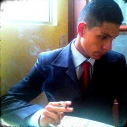 Estudiante De Derecho, activista politico,viajar,conocer nuevas experiencias.