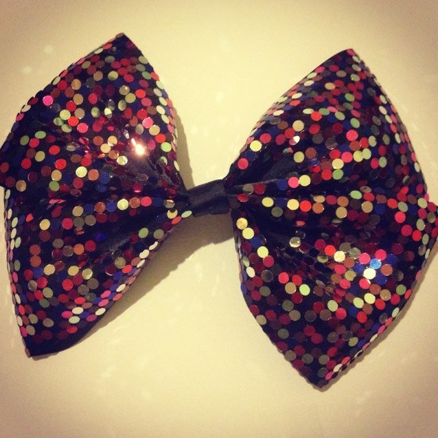 Handmade custom hair bows and accessories! http://t.co/MlwVdXdJ