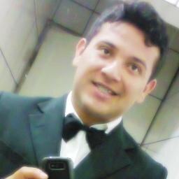22anos,leonino,estudante de radiologia,procuro fazer novas amizades, e viver a vida como se fosse o ultimo dia,e um apaixonado pela minha familia e um fã ps3