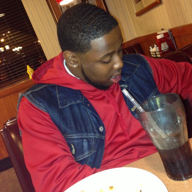 #TEAMFOLLOWBACK#HIT FOLLOW Follow only if yu smoove
