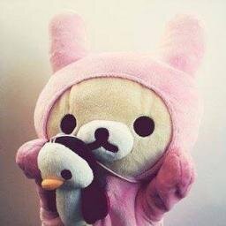 I enjoy reading and writing YA fiction stories and photography. I love Kpop and  Korean, Japanese, and Taiwanese Dramas. Triple S and E.L.F.