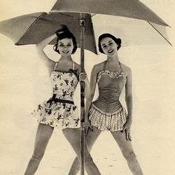 pass_it_on_gals's profile picture. 