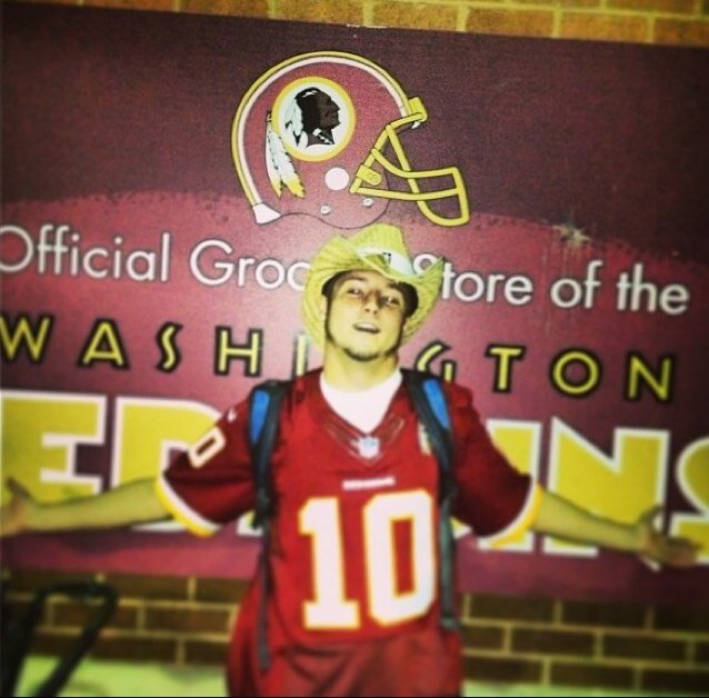 AndyMcNally13's profile picture. Cant spell fame without the fam
If you aint first your last
#22