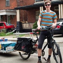 reubenkwaak's profile picture. just a dude on an island.