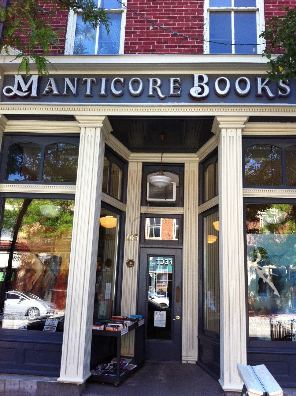 Manticore_Books's profile picture. Independent bookstore located in Orillia, Ontario. Your Community Bookstore!