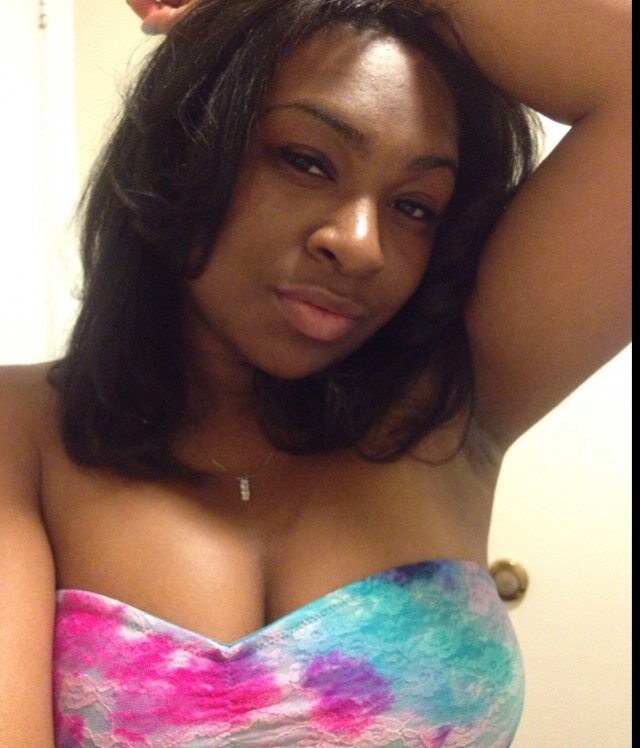 Is this the player's club ? cause shawty fine , as Diamond is ♥

zero two. zero nine. zero seven