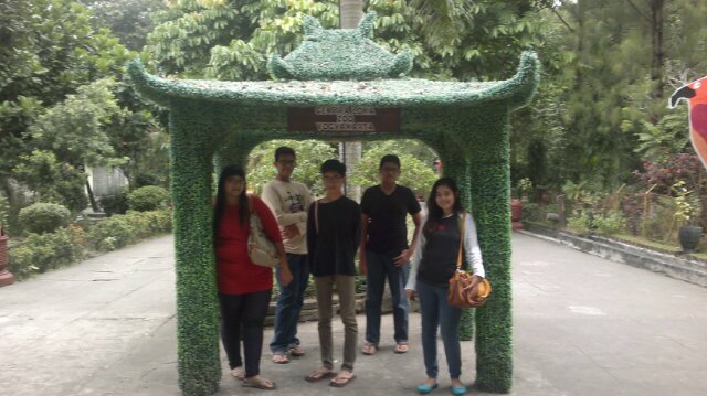 Hidup kita akan lebih bahagia bila segala sesuatu d sikapi dengan positif |@AWsquad | Player of basket ball winus | visca Barca | @tito_adiar